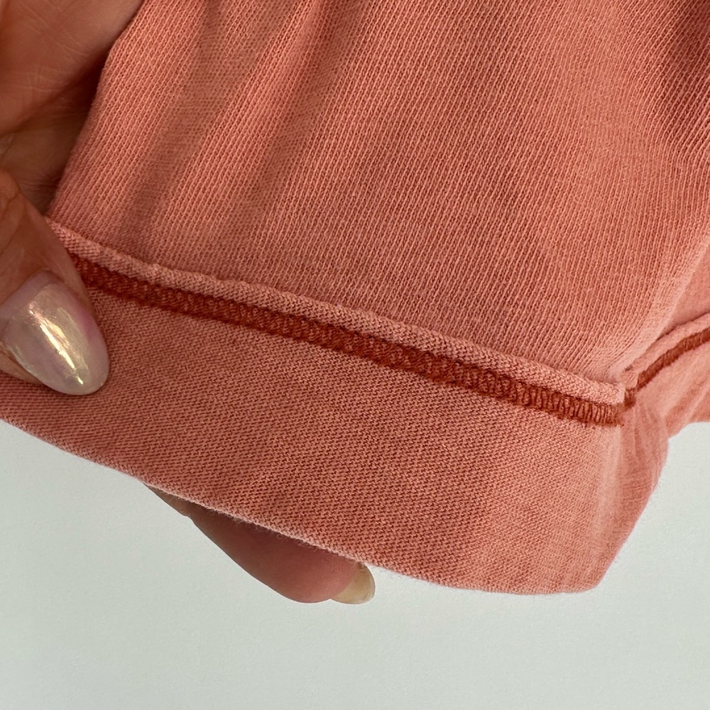 #297- Tommy Bahama Men's Short Sleeve Tee in Coral/Rust Color - Picture 5 of 7